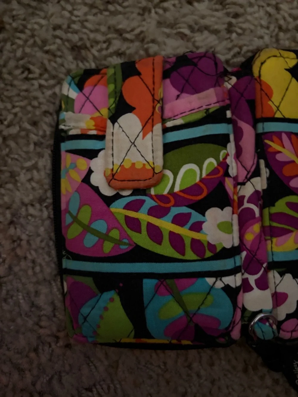 Vera Bradley Vibrant Floral Zip-Around Wallet in Multicolor - Picture 9 of 10